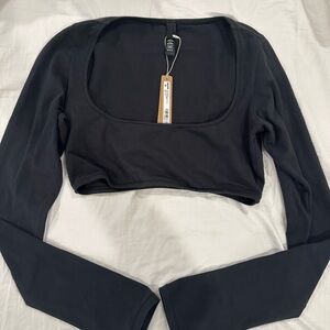 SKIMS long sleeve super crop tee NWT M